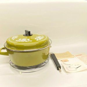 Vintage Green Enamel 3 Quart Saucepan Retro Floral Lid Austria Viennaware